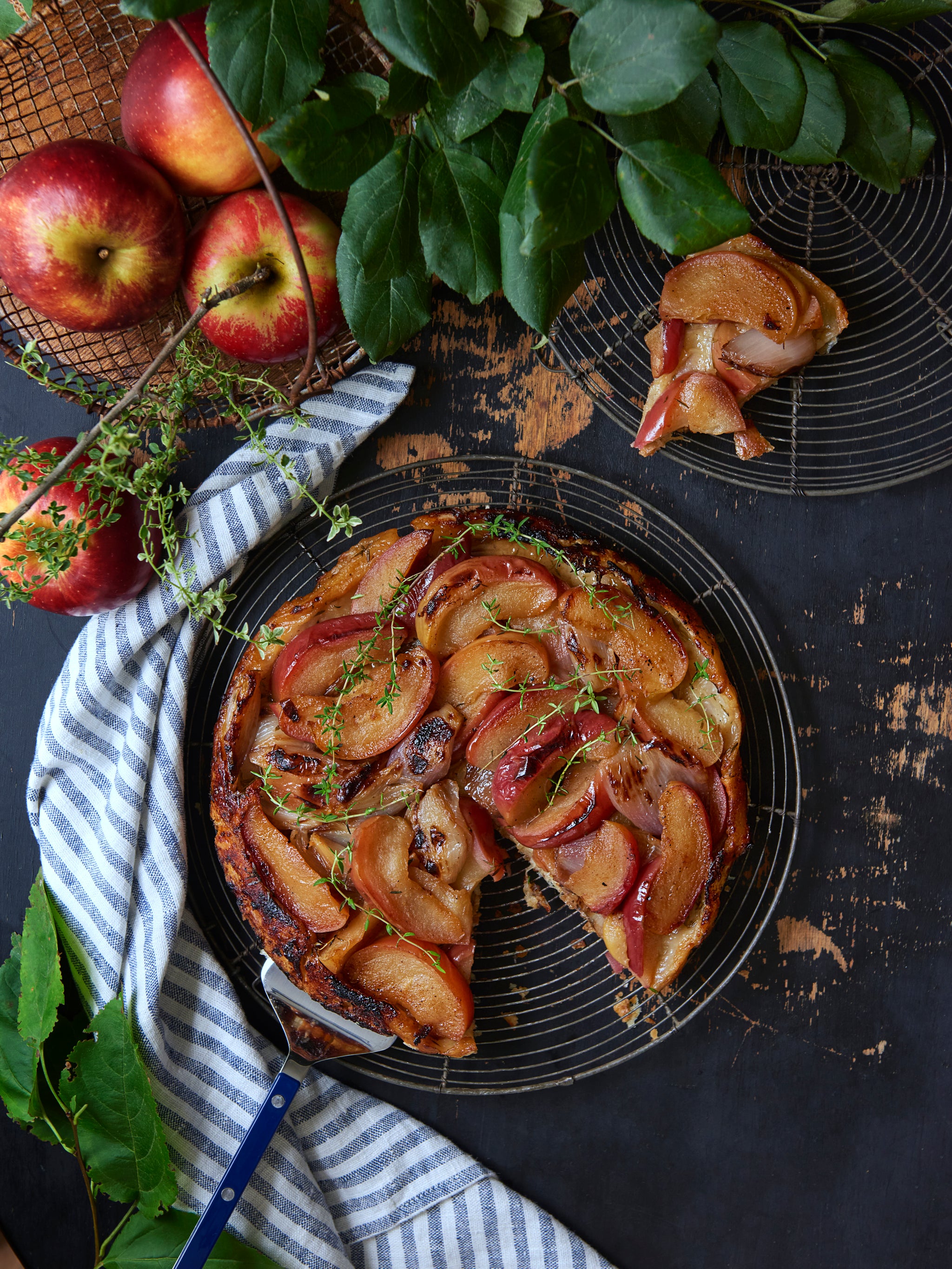 Rustic Skillet Apple Pie Recipe - Hostess At Heart