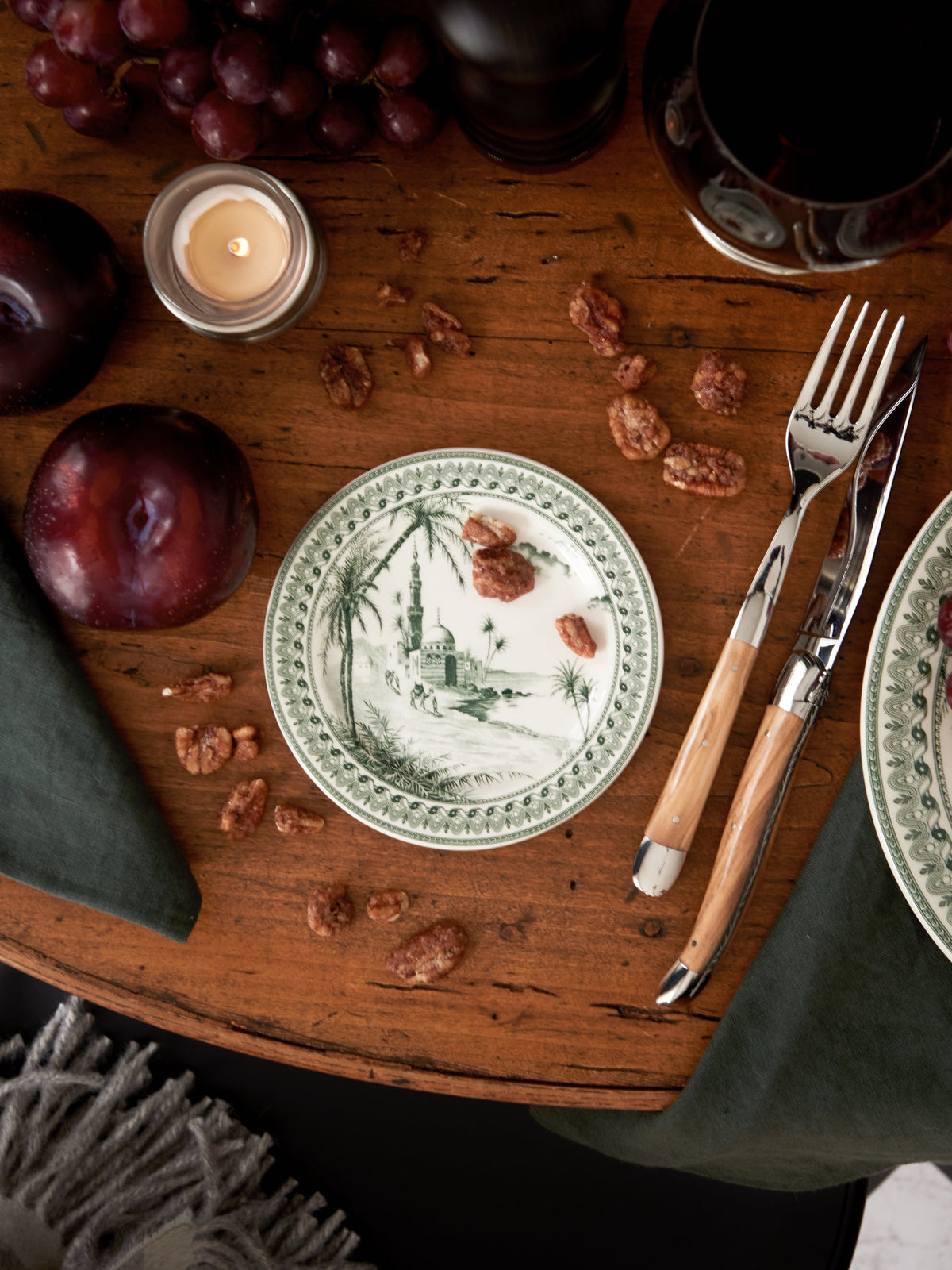 Gien Les Depareillees Vue Orient Plate Weston Table