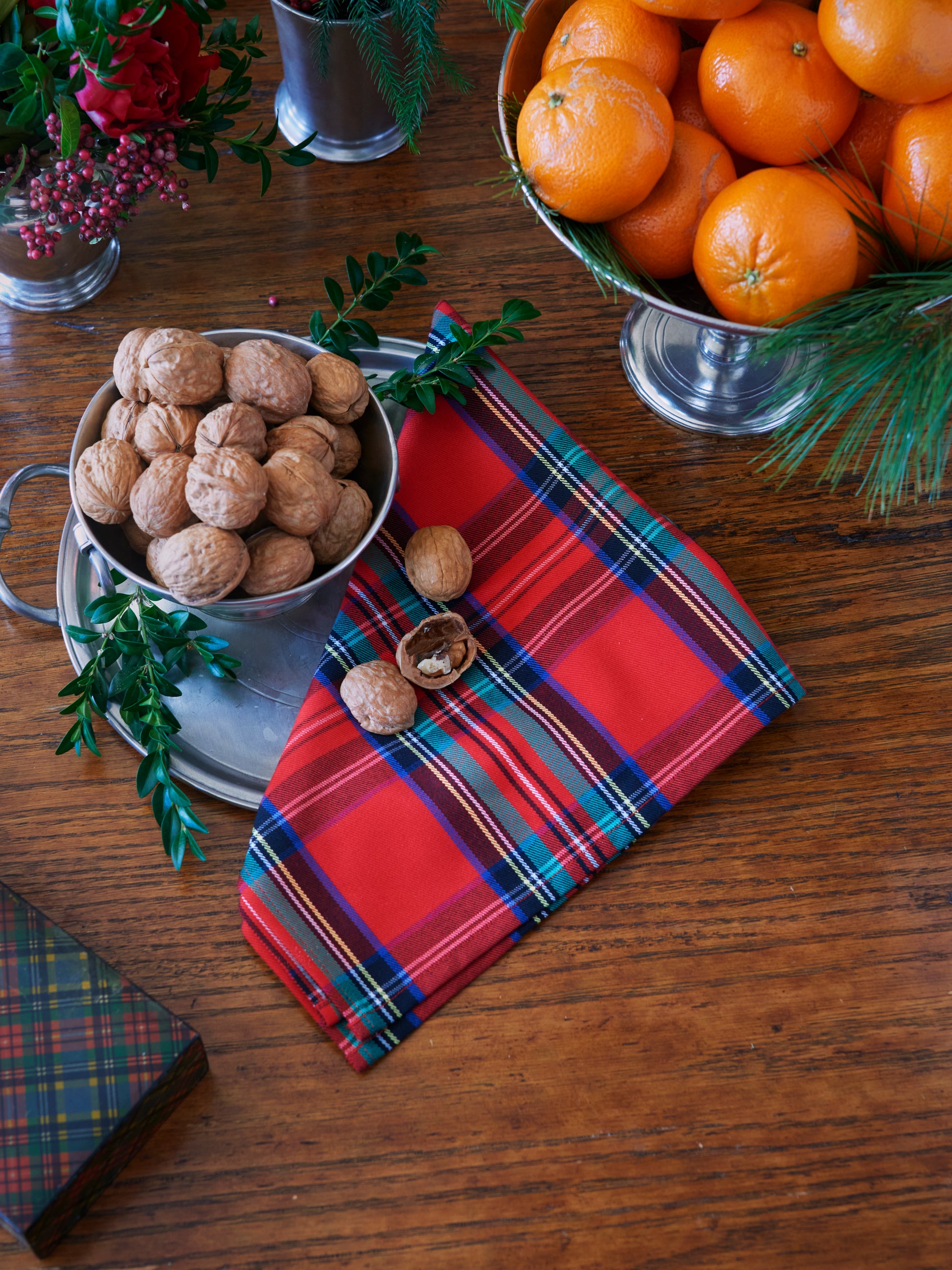 Royal Stewart Tartan Linen Collection Weston Table