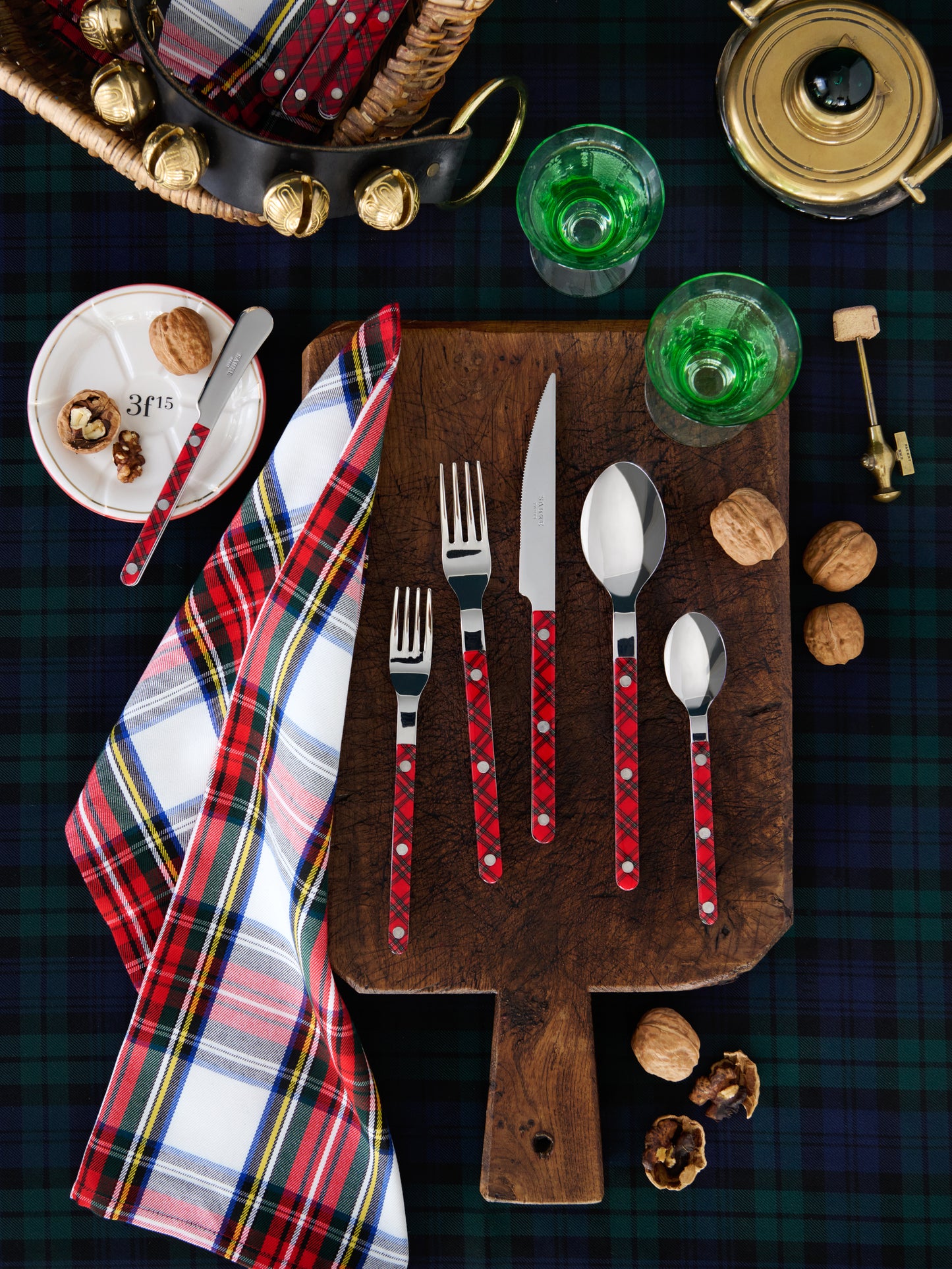 Sabre Paris Bistro Red Tartan 5 Piece Place Setting Weston Table