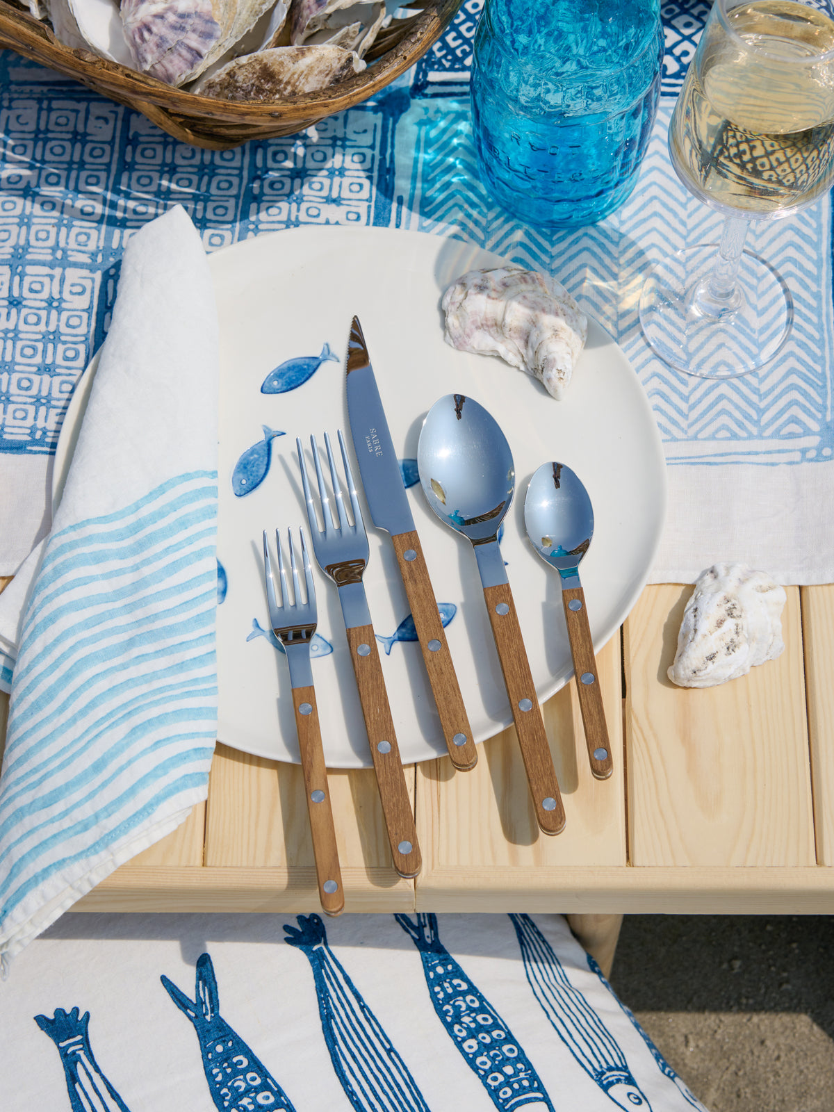 Sabre Paris Bistro Teak 5 Piece Place Setting Weston Table