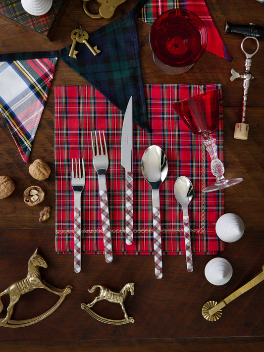 Sabre Paris Bistro White Tartan 5 Piece Place Setting Weston Table