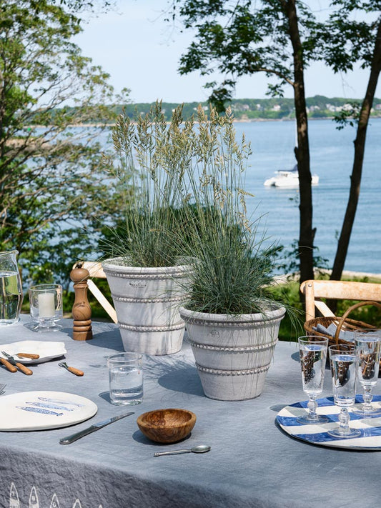 Wakefield Handmade Oldham Pots Weston Table