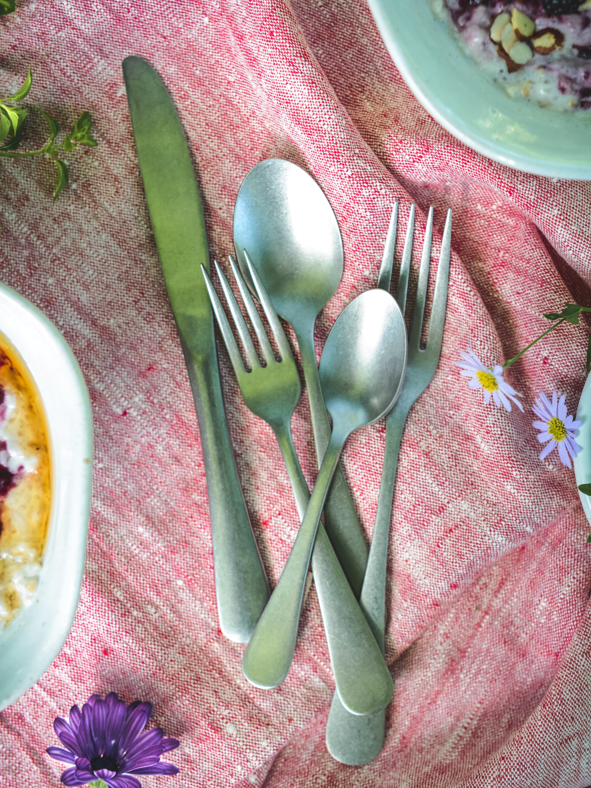 Farmhouse Pottery Woodstock 5-Piece Flatware Set – Cedar & Hyde Mercantile