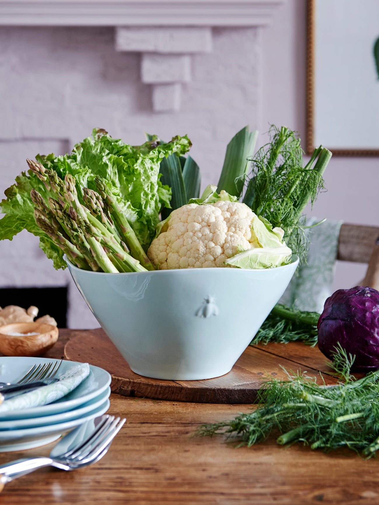 http://westontable.com/cdn/shop/products/La-Rochere-Bee-Ceramic-Salad-Bowl-Blue-Weston-Table.jpg?v=1643968906