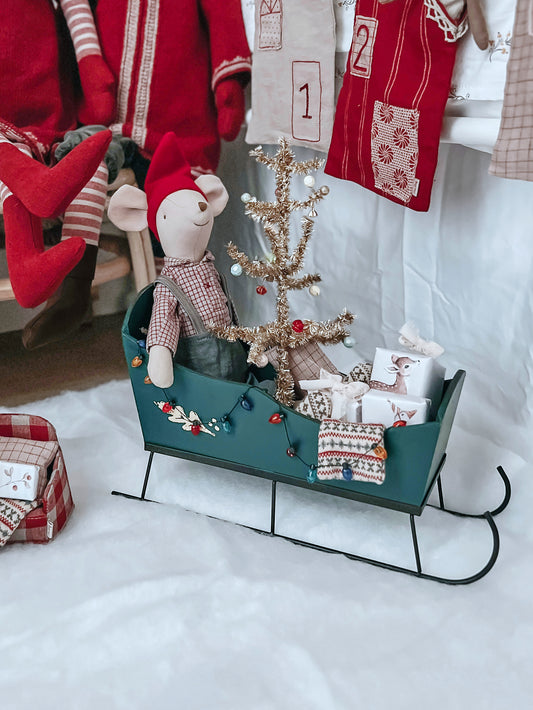 Maileg Sleigh Mouse Weston Table