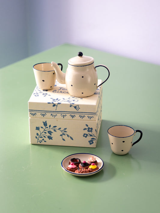 Maileg Tea and Biscuits for Two Weston Table