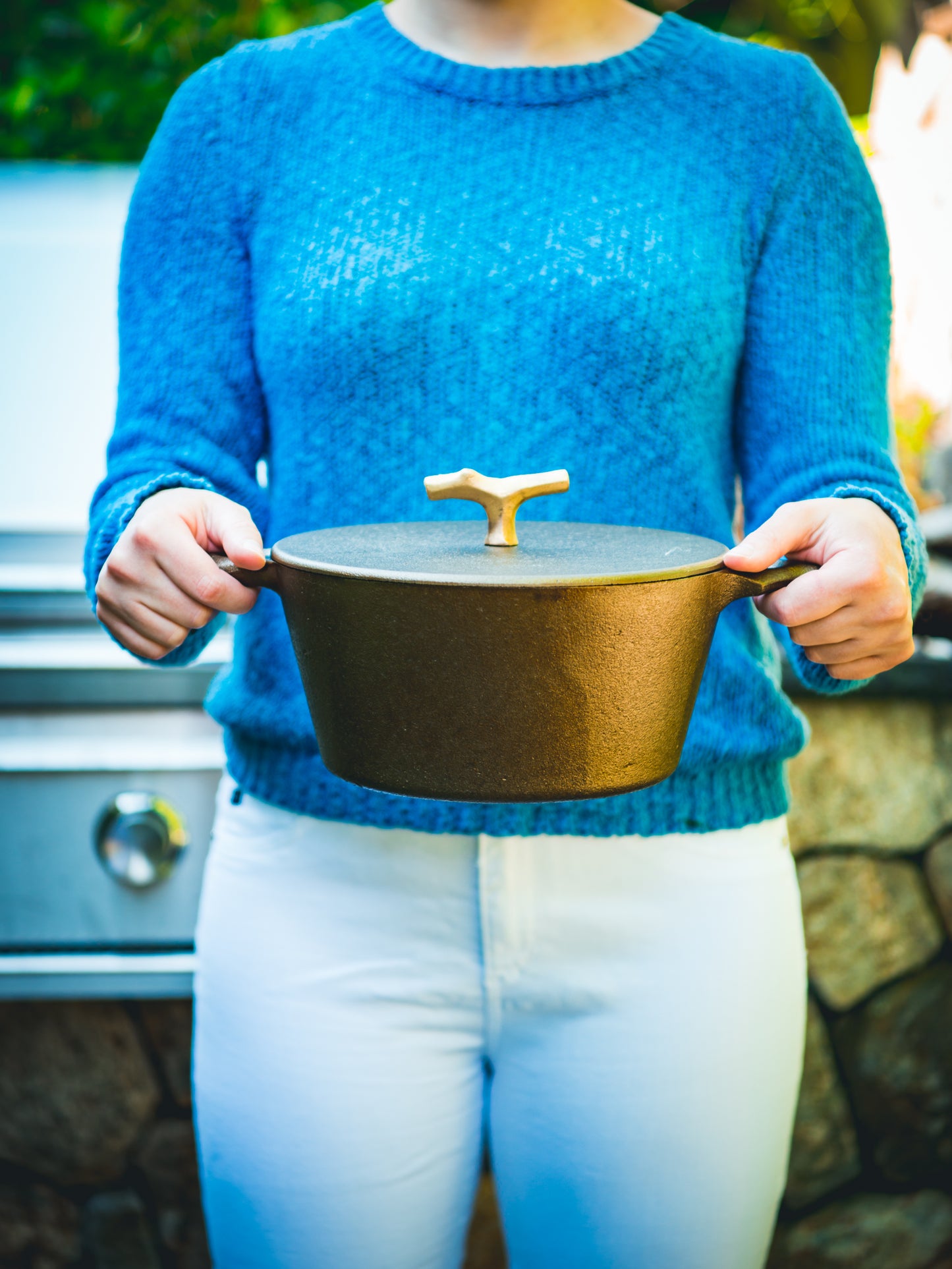 Nest Homeware Cast Iron Dutch Oven Weston Table