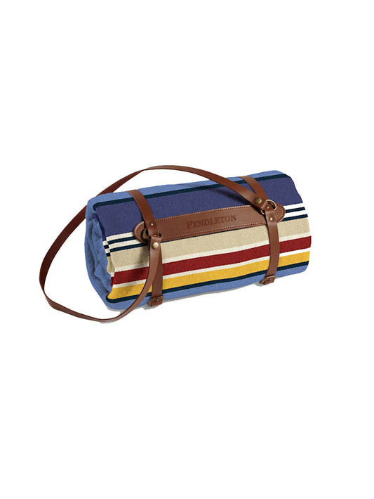 Pendleton Yosemite National Park Throw with Carrier Weston Table