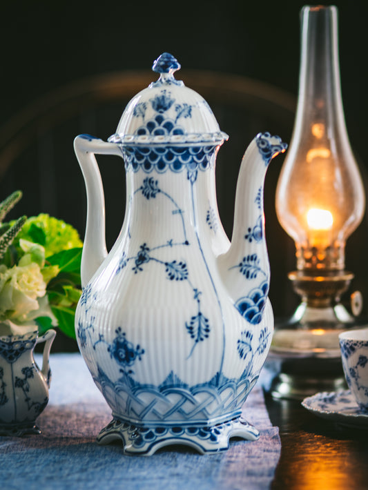  Royal Copenhagen Blue Fluted Full Lace Coffee Pot Weston Table