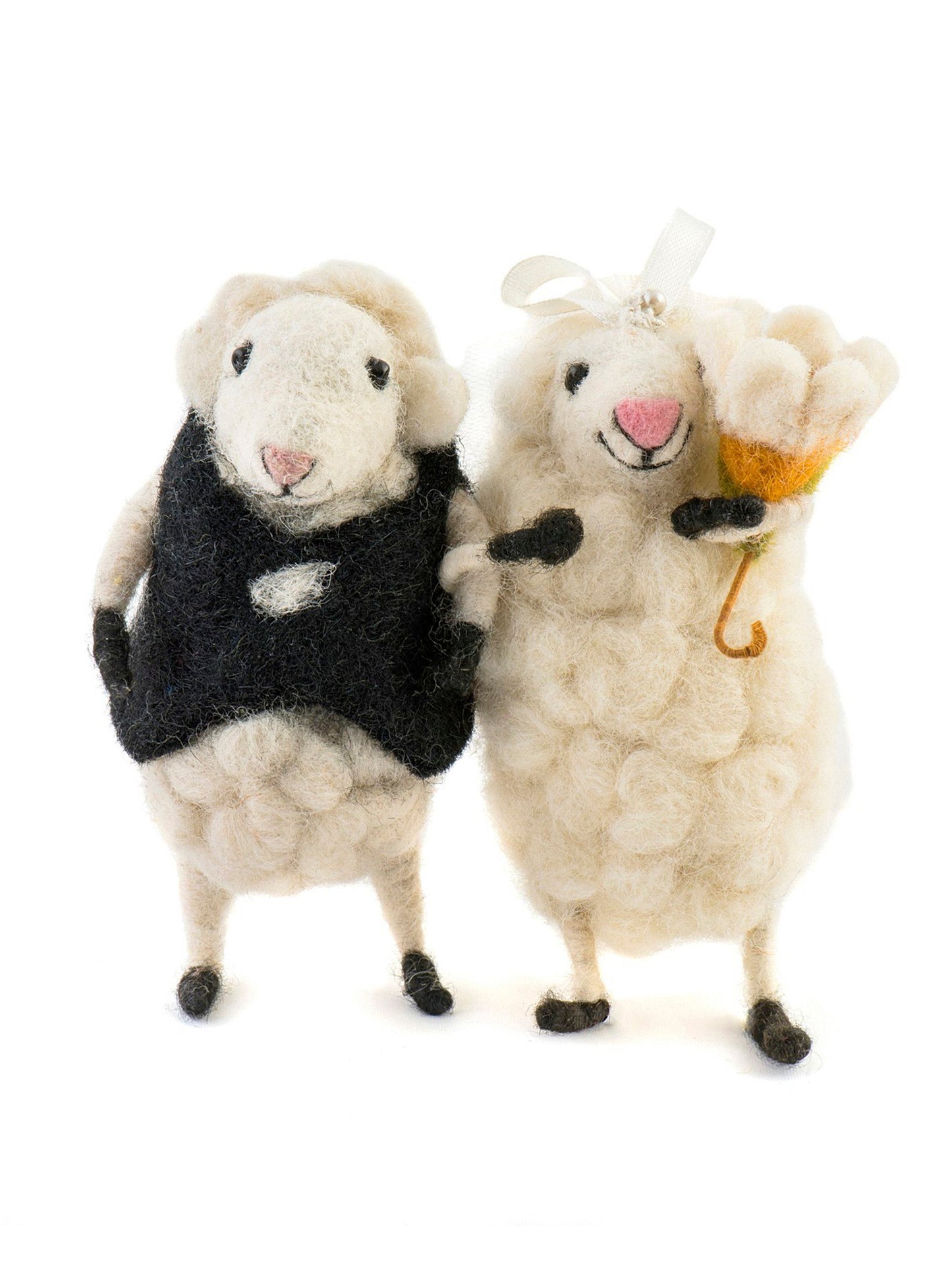 Sew Heart Felt Bride and Groom Sheep Weston Table