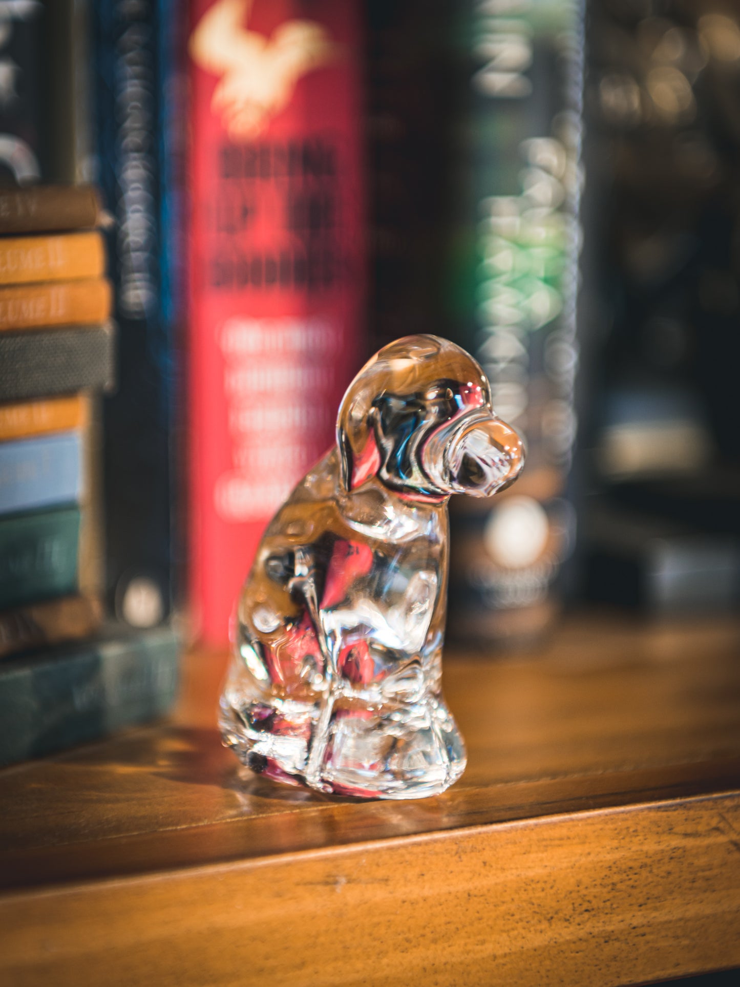 Simon Pearce Puppy in Gift Box Weston Table