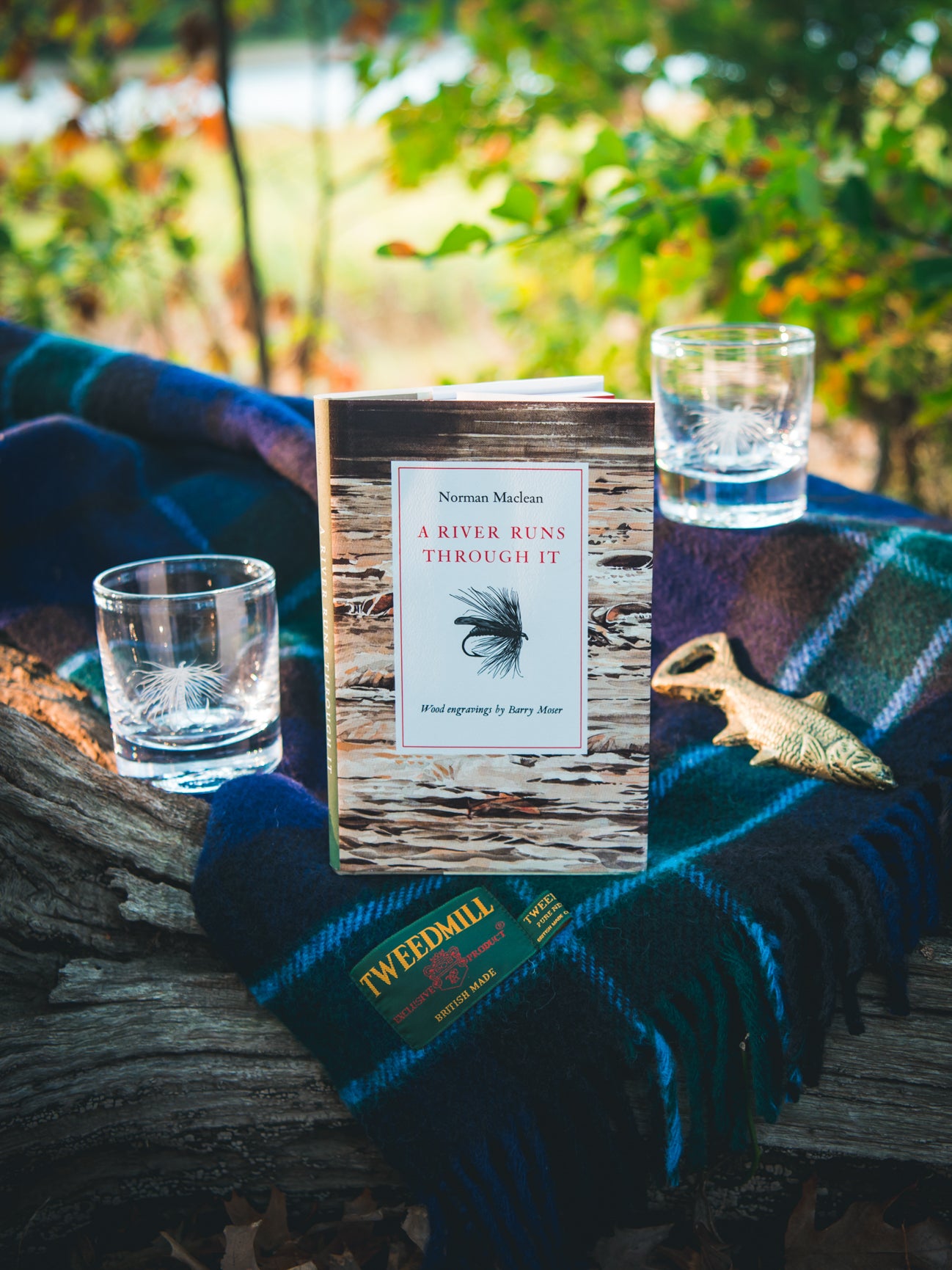 A River Runs Through it, & Other Stories (Paper): : Maclean: 9780226500577 A River Runs Through it, & Other Stories (Paper): : Maclean: 9780226500577