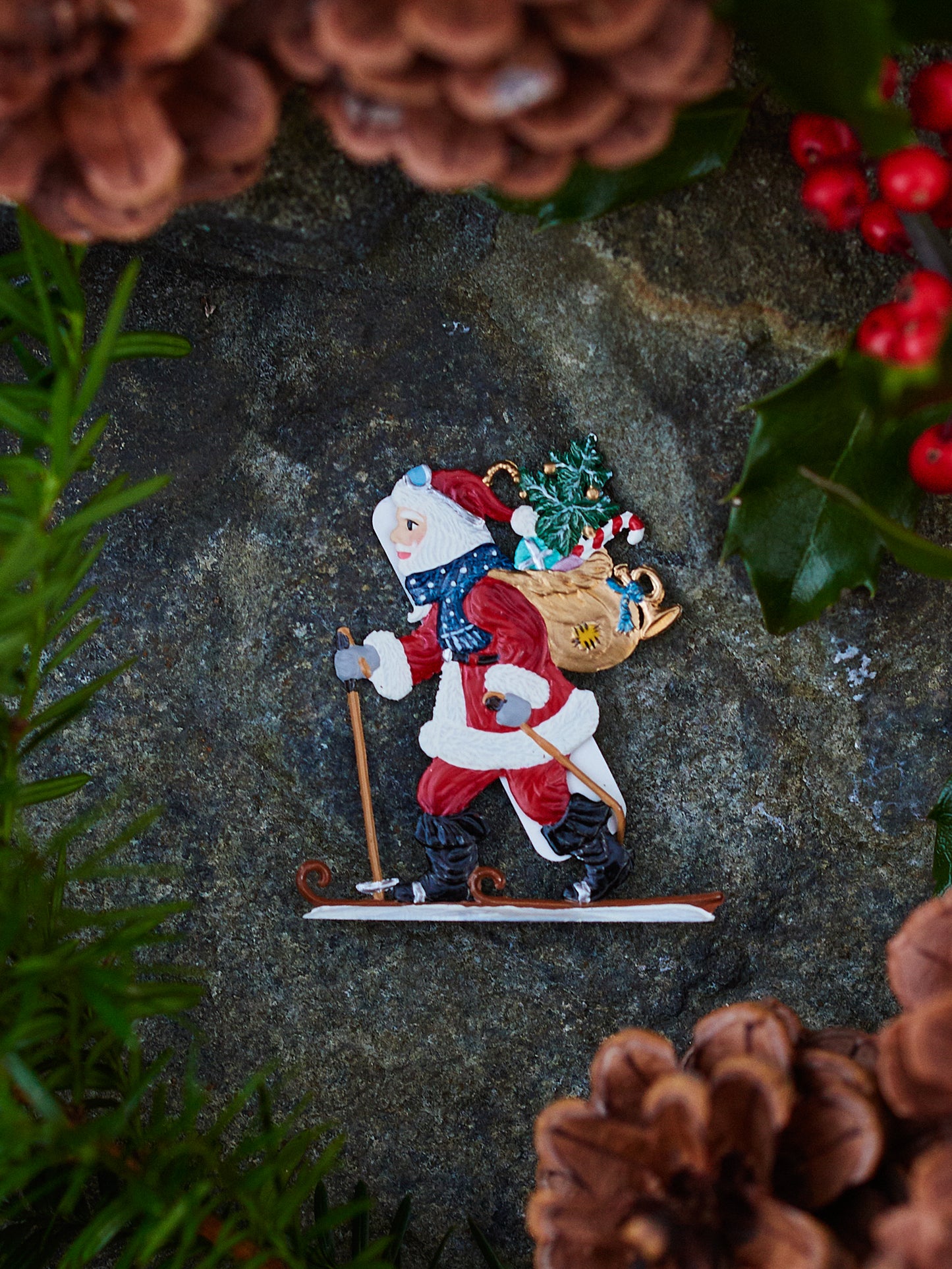 Wilhelm Schweizer Pewter Santa Hitting the Slopes Ornament Weston Table