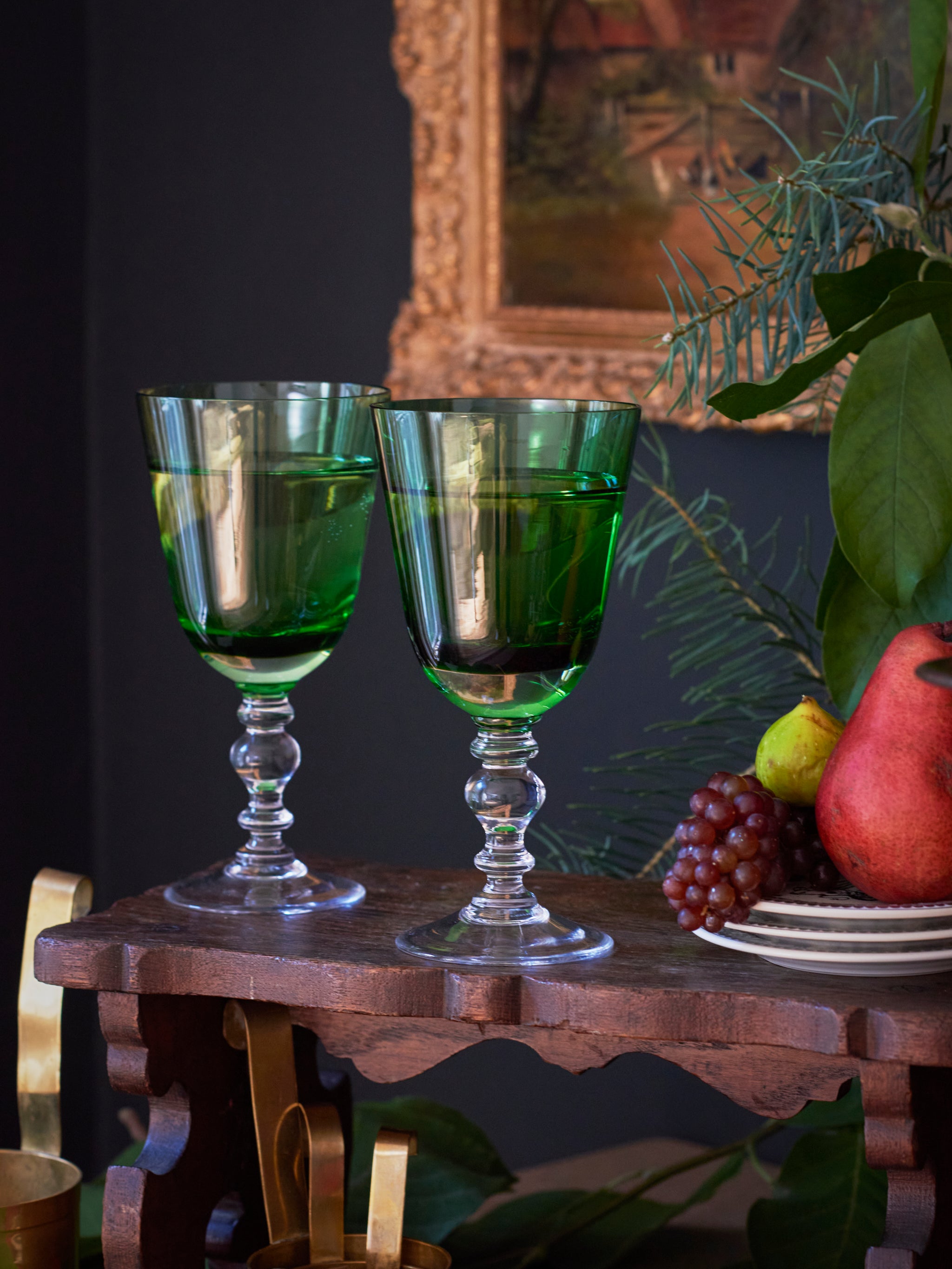 http://westontable.com/cdn/shop/products/William-Yeoward-Crystal-Fanny-Green-Goblet-Weston-Table_1.jpg?v=1666874607