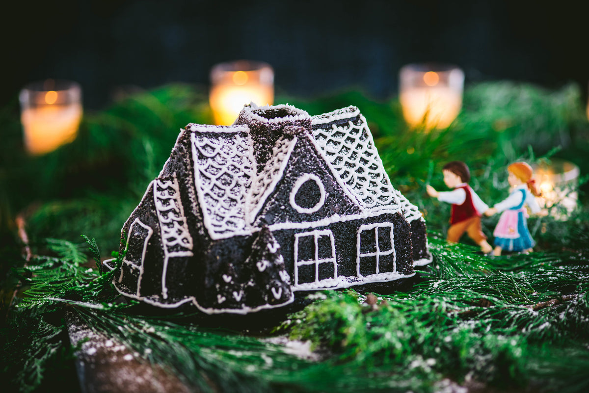 Gingerbread House Bundt Cake | Weston Table