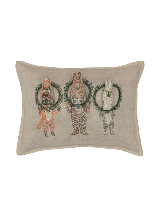 Coral & Tusk Christmas Wreath Trio Pocket Pillow Weston Table