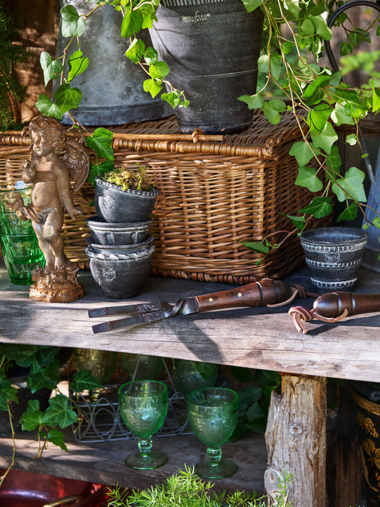 Fisher Blacksmithing Dandelion Digger Weston Table