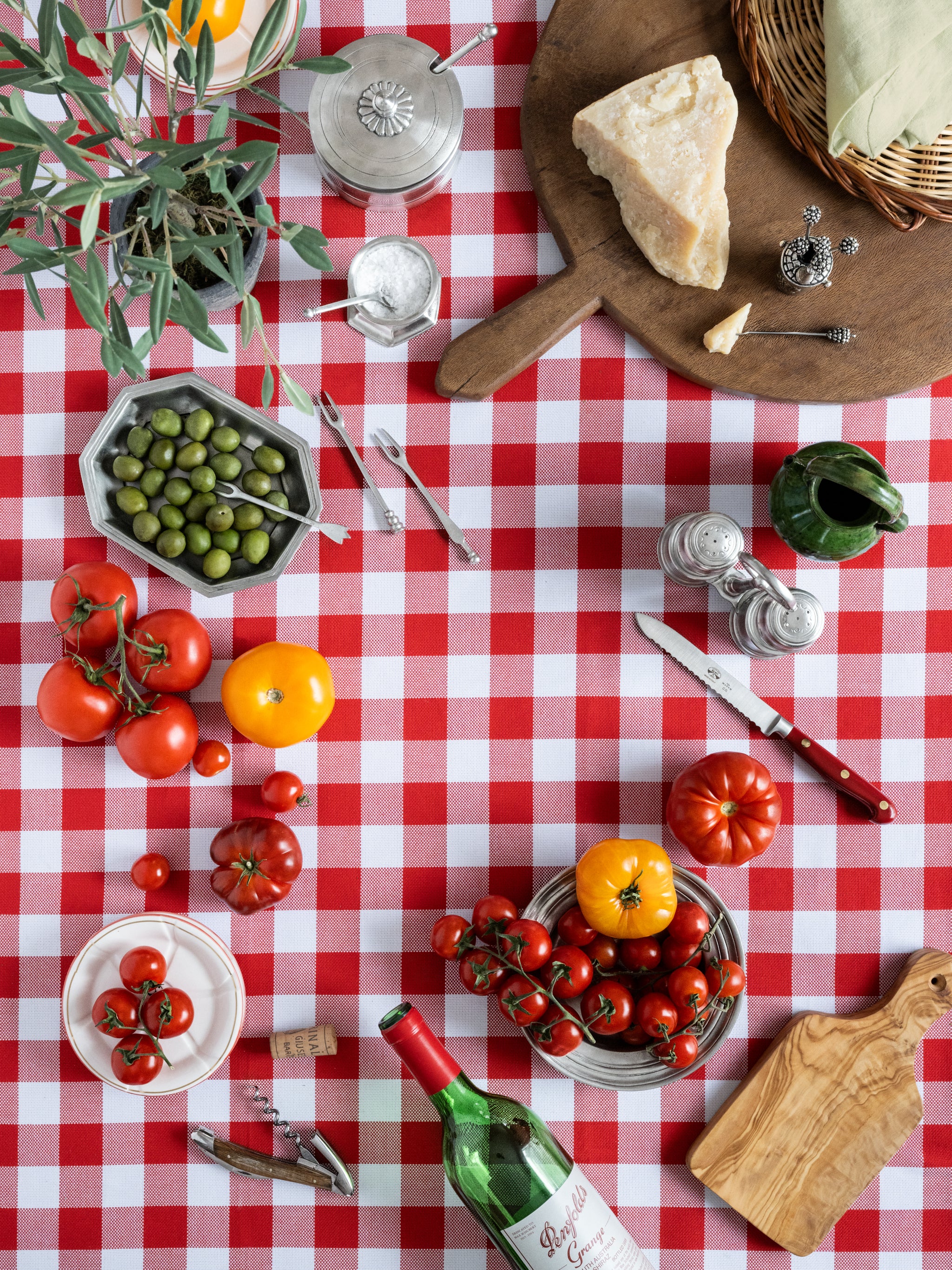 Le Jacquard Francais Red Bistro Collection | Table Linens | Weston