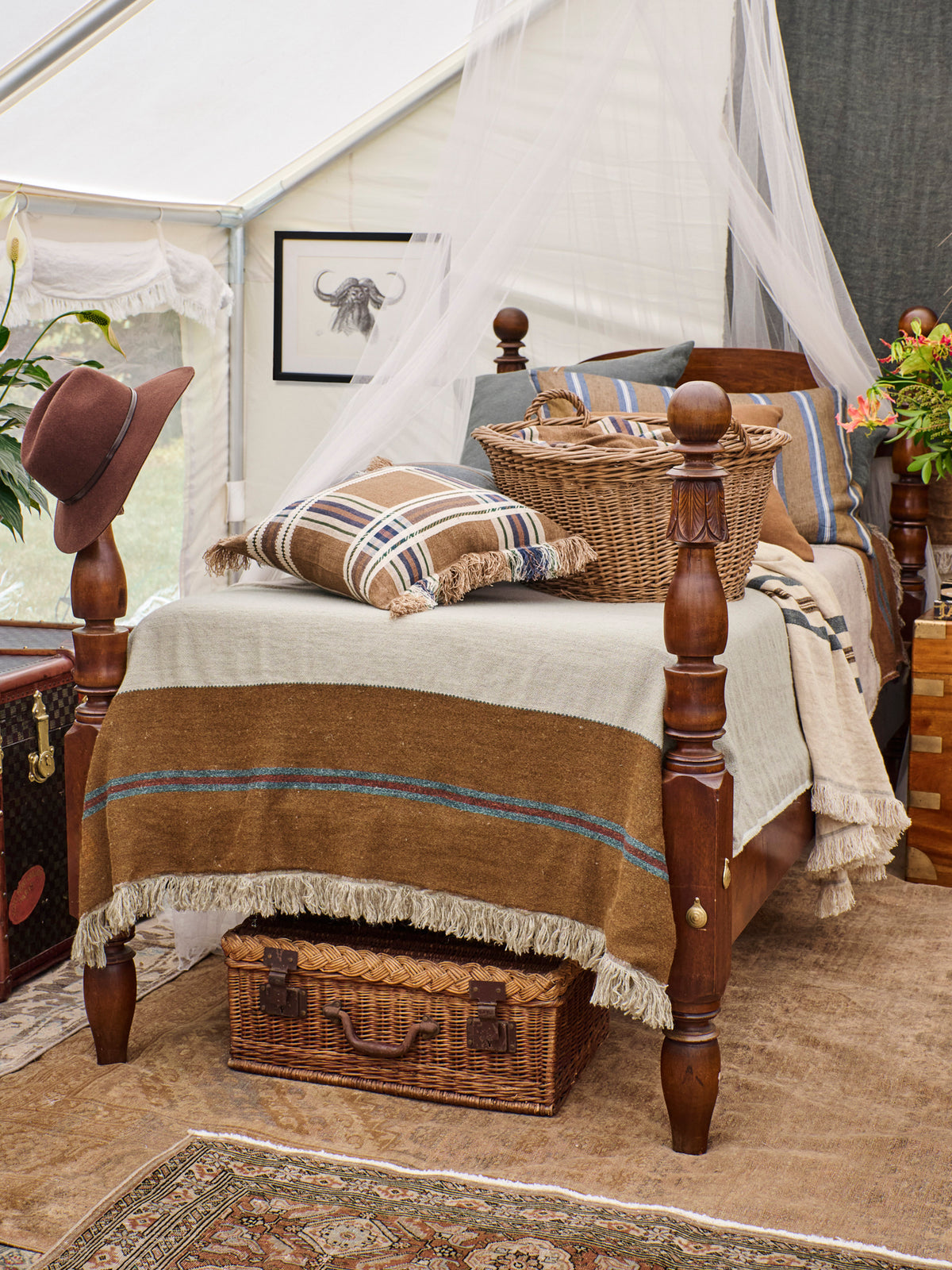 Libeco Highland Stripe Throw Weston Table