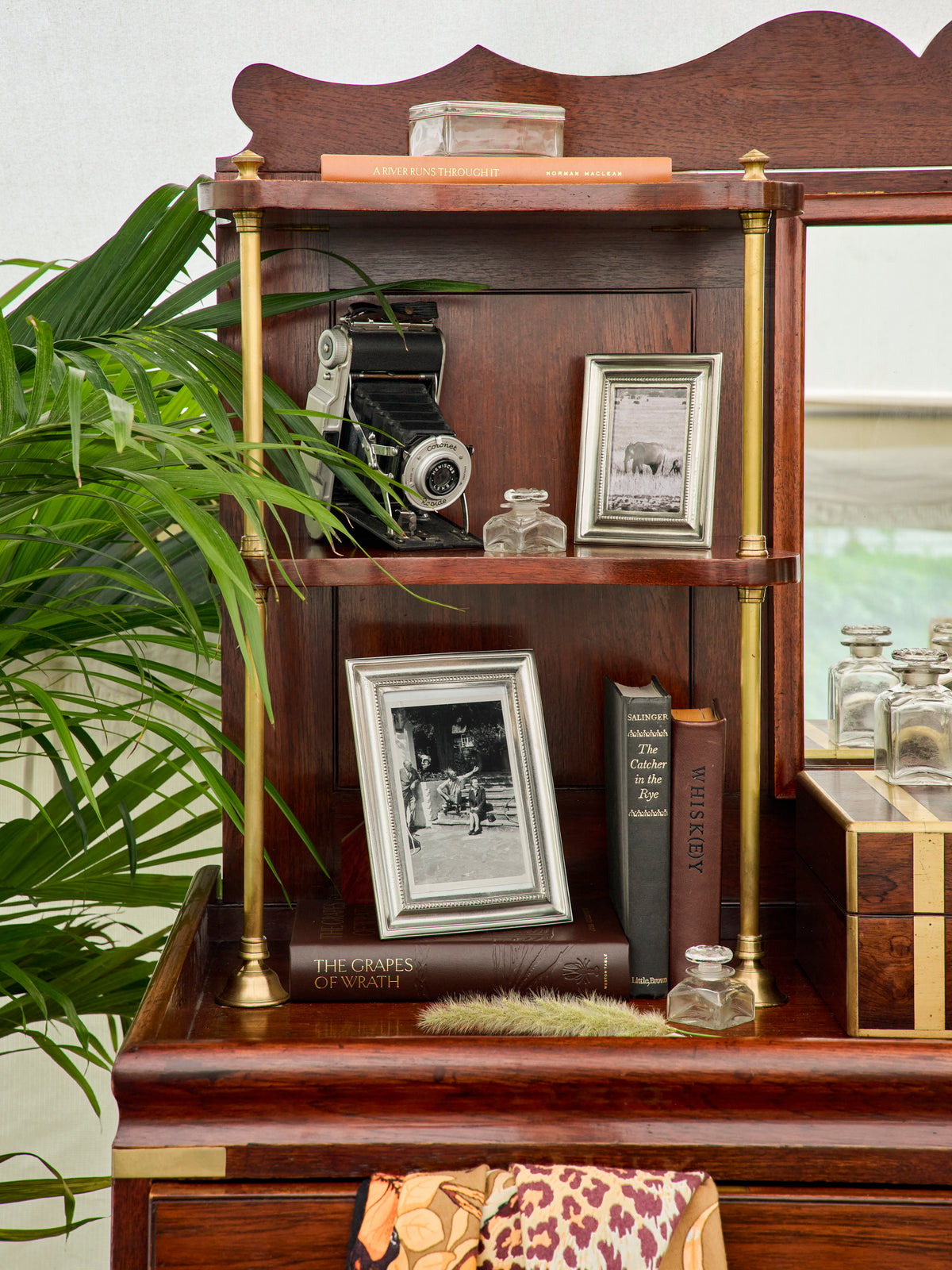 MATCH Pewter Toscana Frame Collection Weston Table