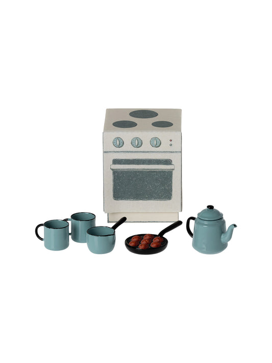 Maileg Madam Blue’s Favorites Weston Table