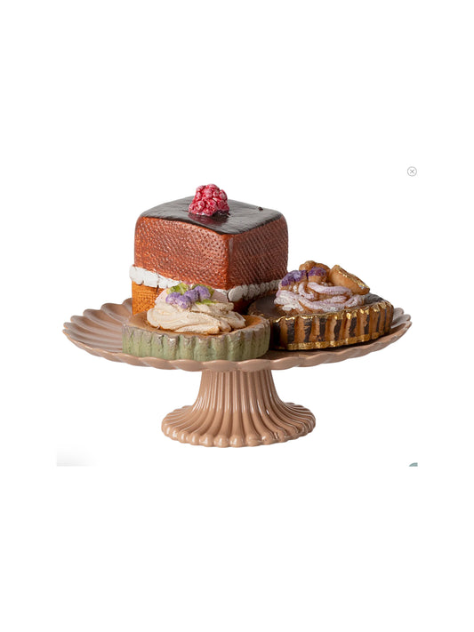 Maileg Mini Cakes and Cake Stand Weston Table