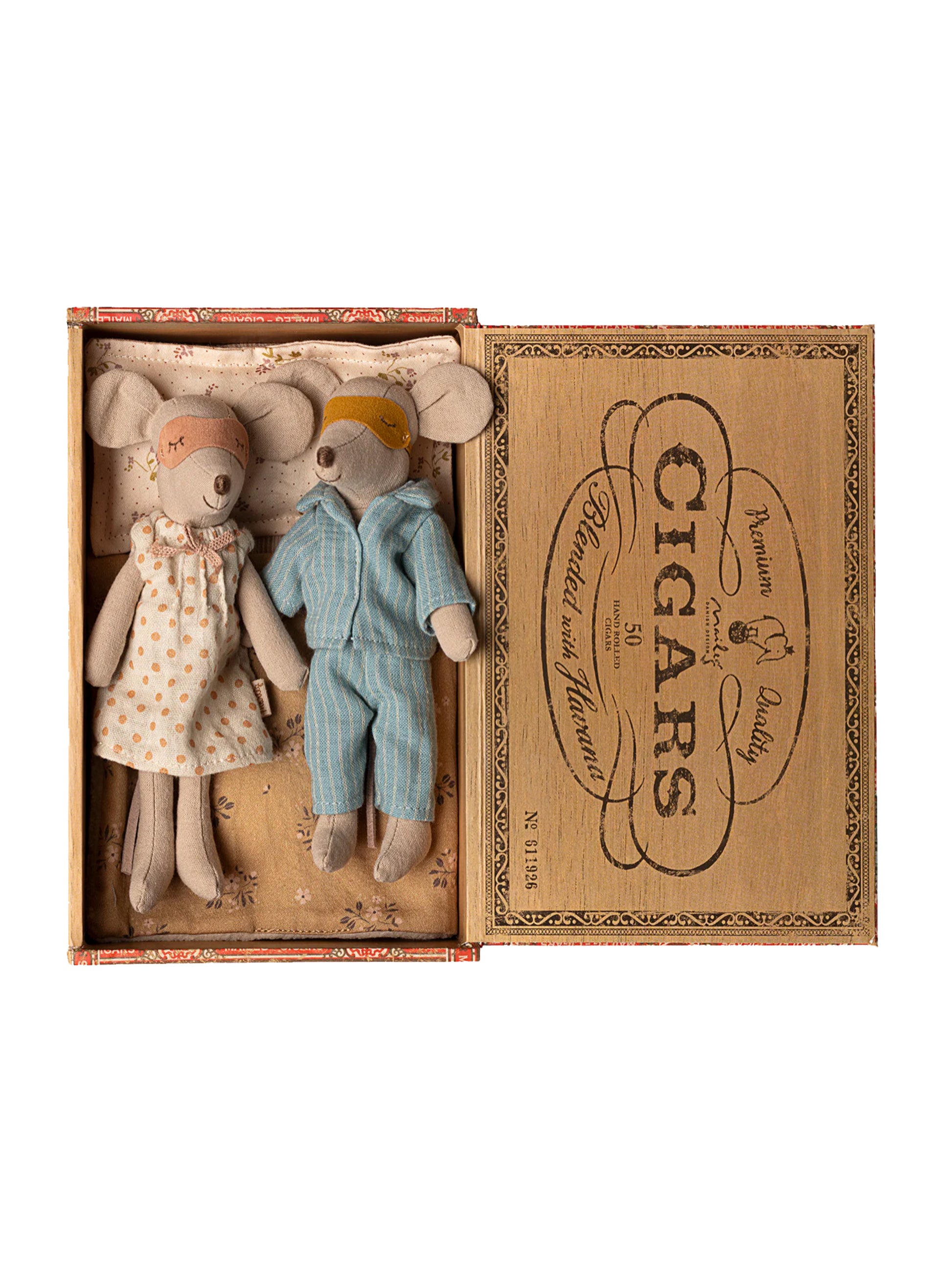 Maileg Mum & Dad Mice in Cigar Box Weston Table