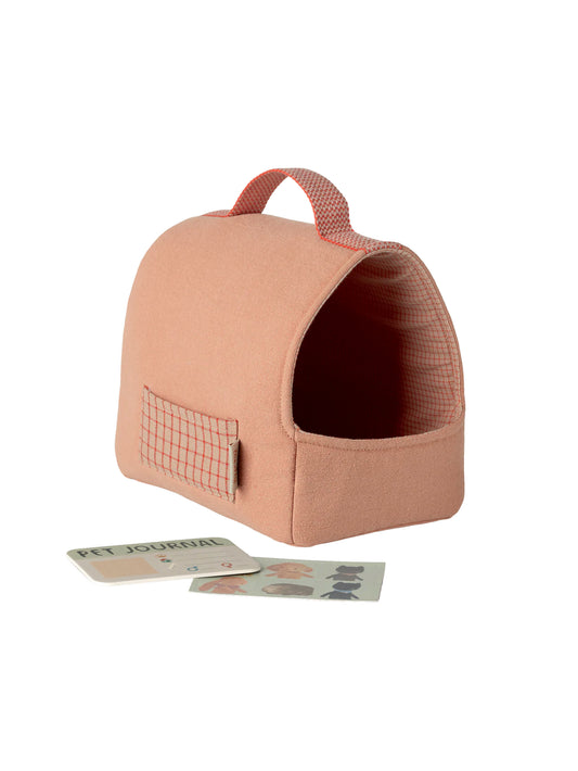 Maileg Pet Carrier Coral Weston Table