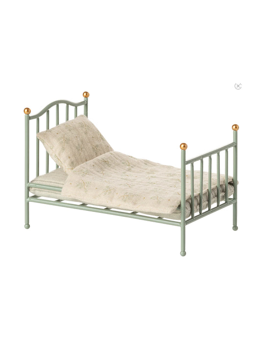 Maileg Vintage Single Bed Mouse Mint Weston Table