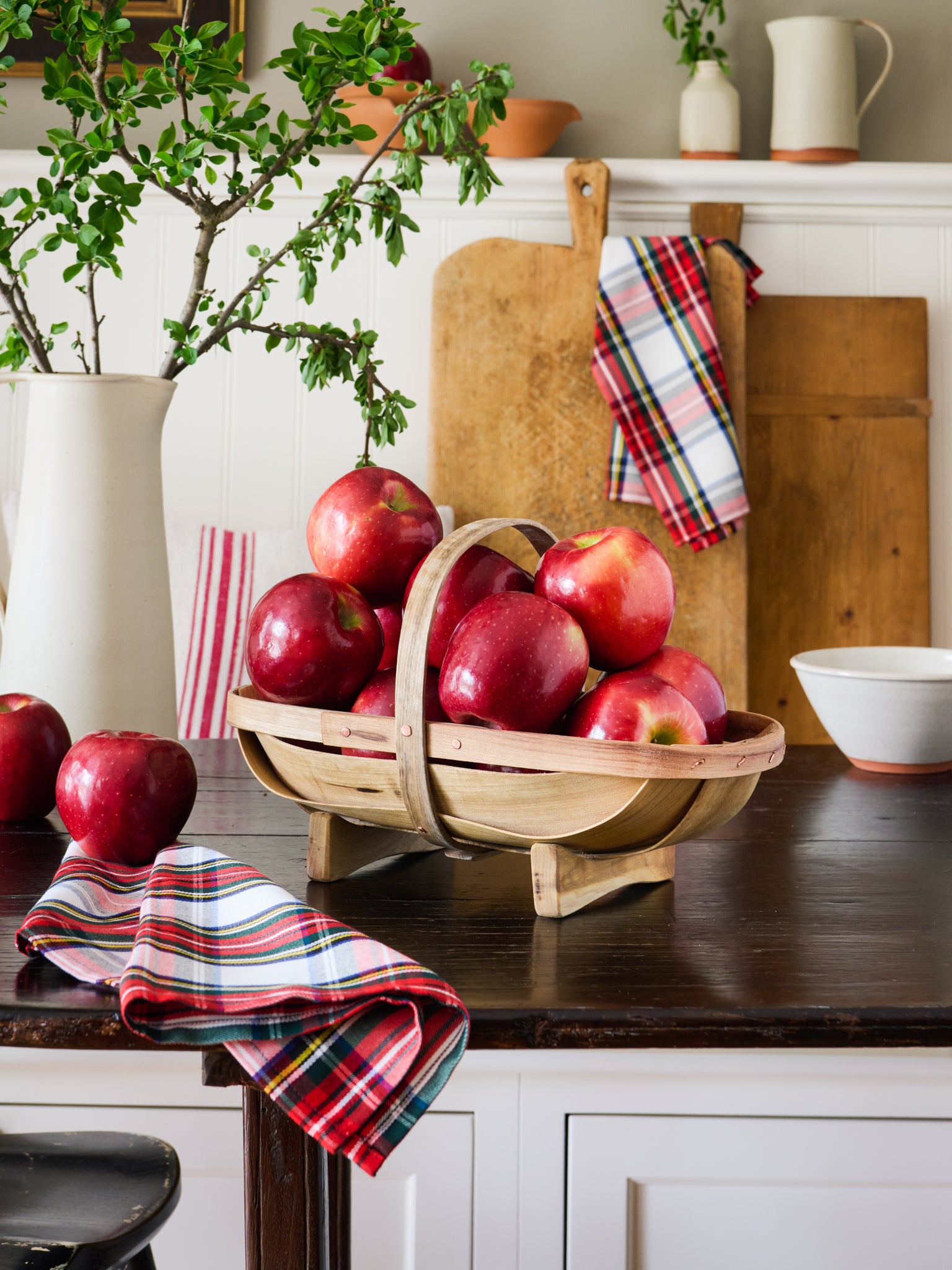 Myrtlewood Garden Trug Weston Table