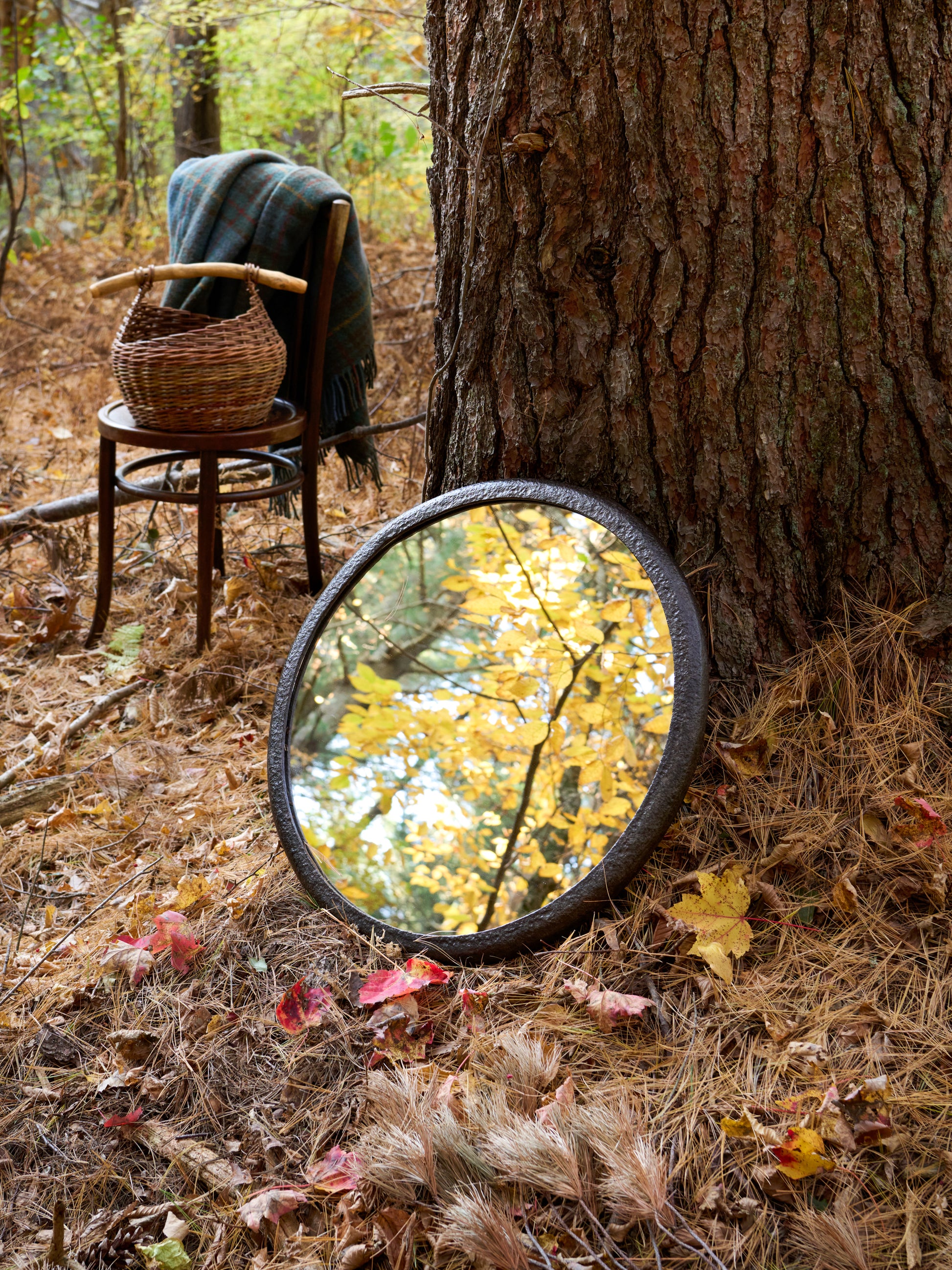 Round Metal Framed Mirror Weston Table