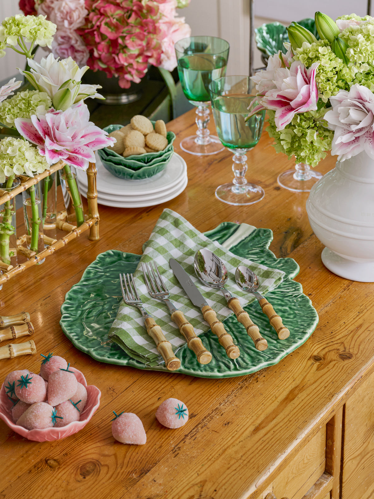Sabre Paris Bamboo 5 Piece Place Setting Weston Table