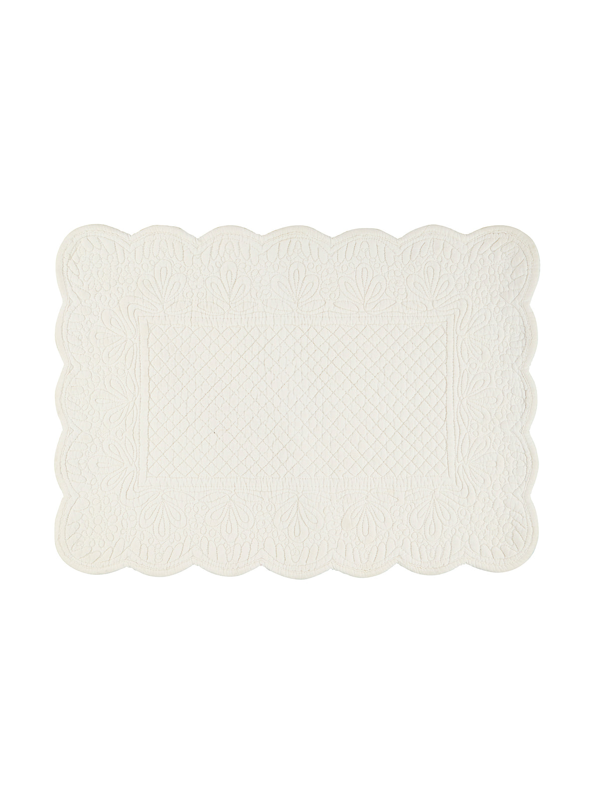 Scalloped Cream Placemats Weston Table