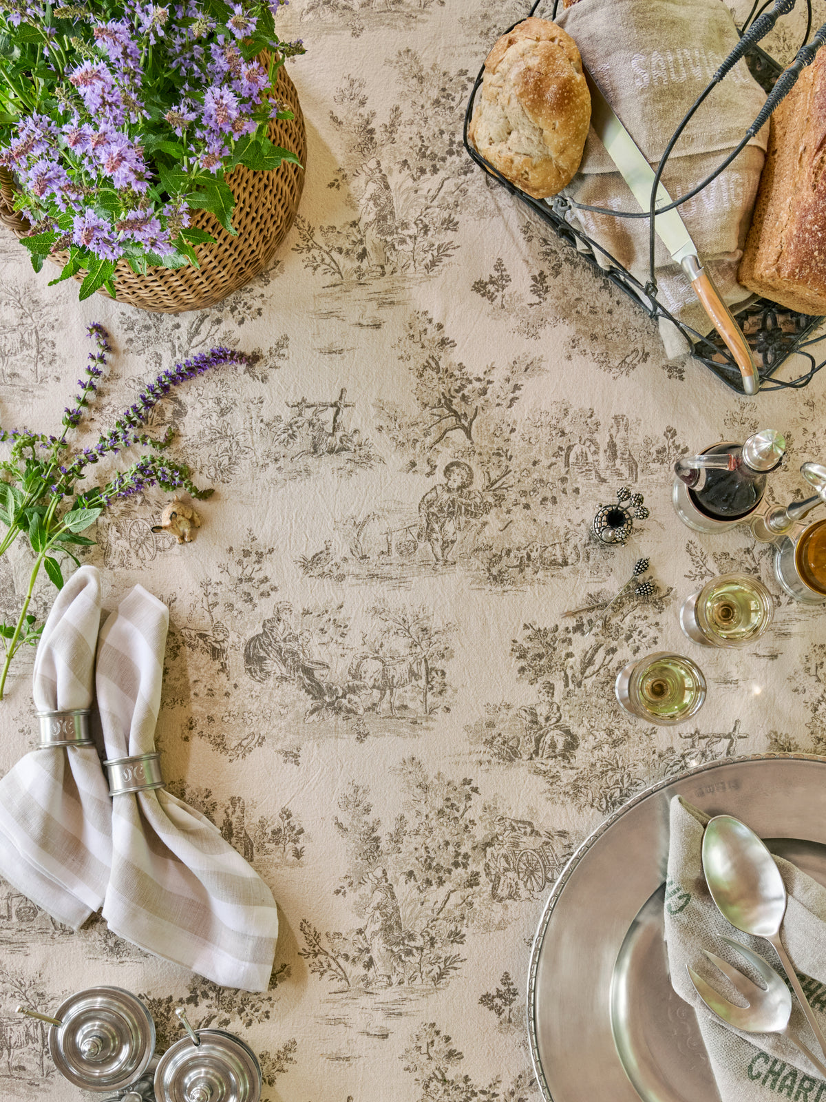 Toile de Jouy Ficelle Tablecloth Weston Table