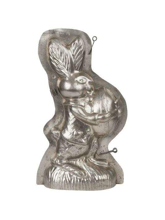 Vintage 1910 Giant Peter Rabbit Chocolate Mold Weston Table