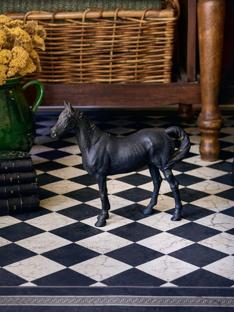 Vintage 1930s Hubley Black Thoroughbred Cast Iron Doorstop Weston Table