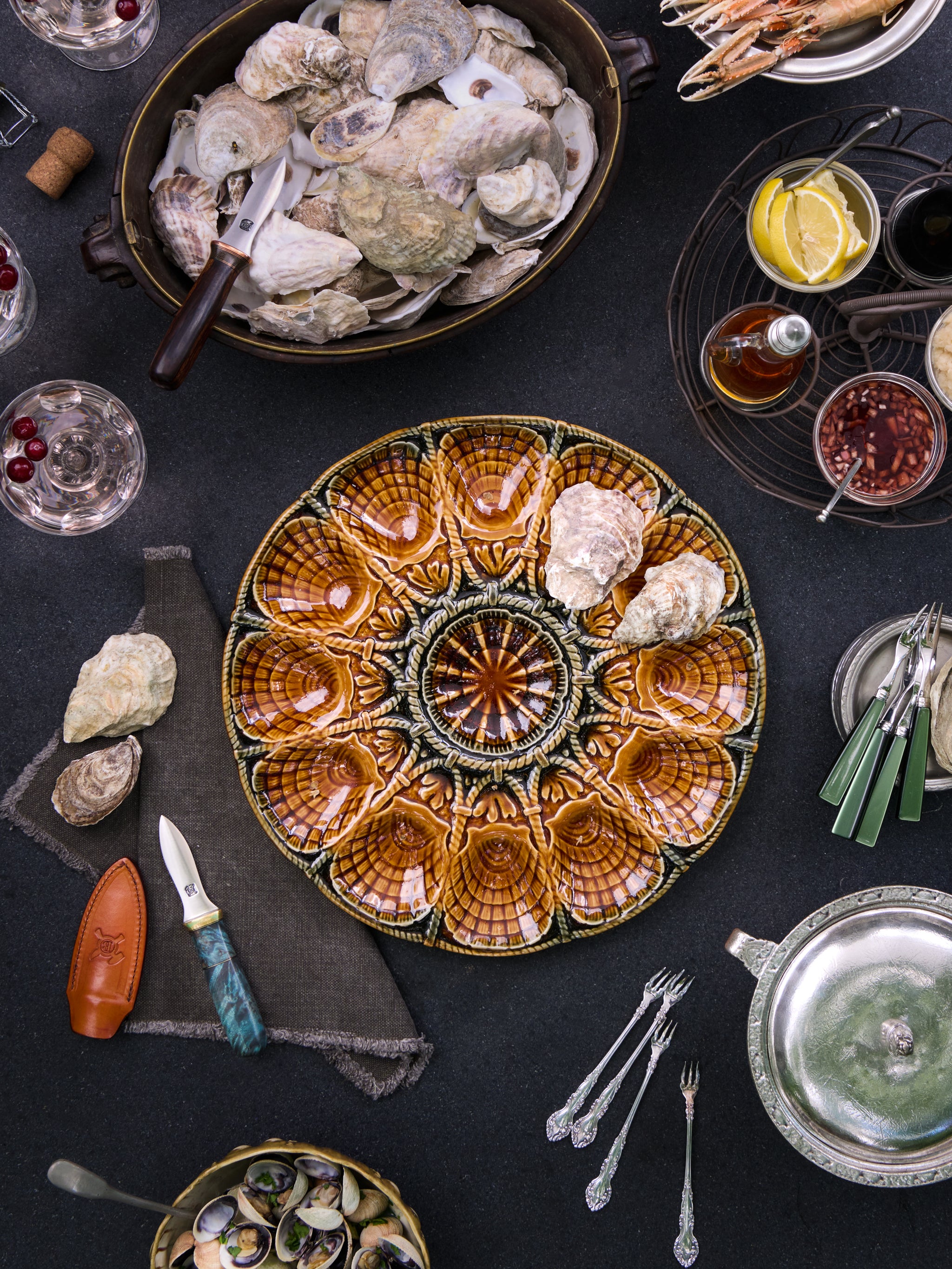 Gorgeous MAJOLICA vintage hot Longwy OYSTER set, 2 oyster plates, 2 sea shell dishes, off-white, brown and pink ceramic set, French restaurant,