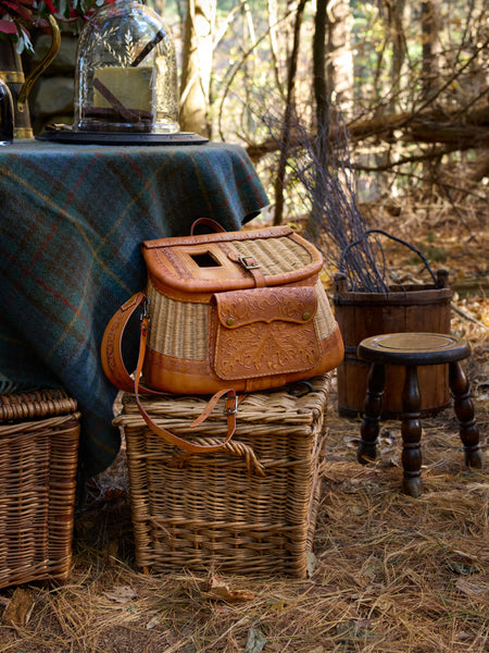 Willow Spokes and Wickerwork 洋書