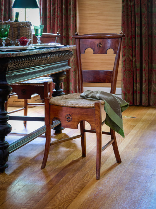 Vintage 19th Century Alsace-Lorraine Walnut Chairs Weston Table
