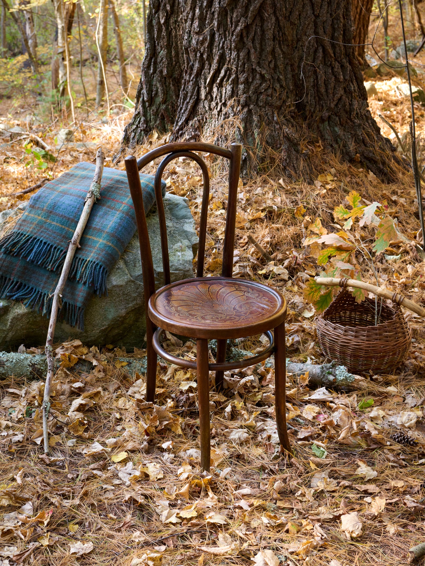 Vintage 1910s French Bistro Chair Weston Table