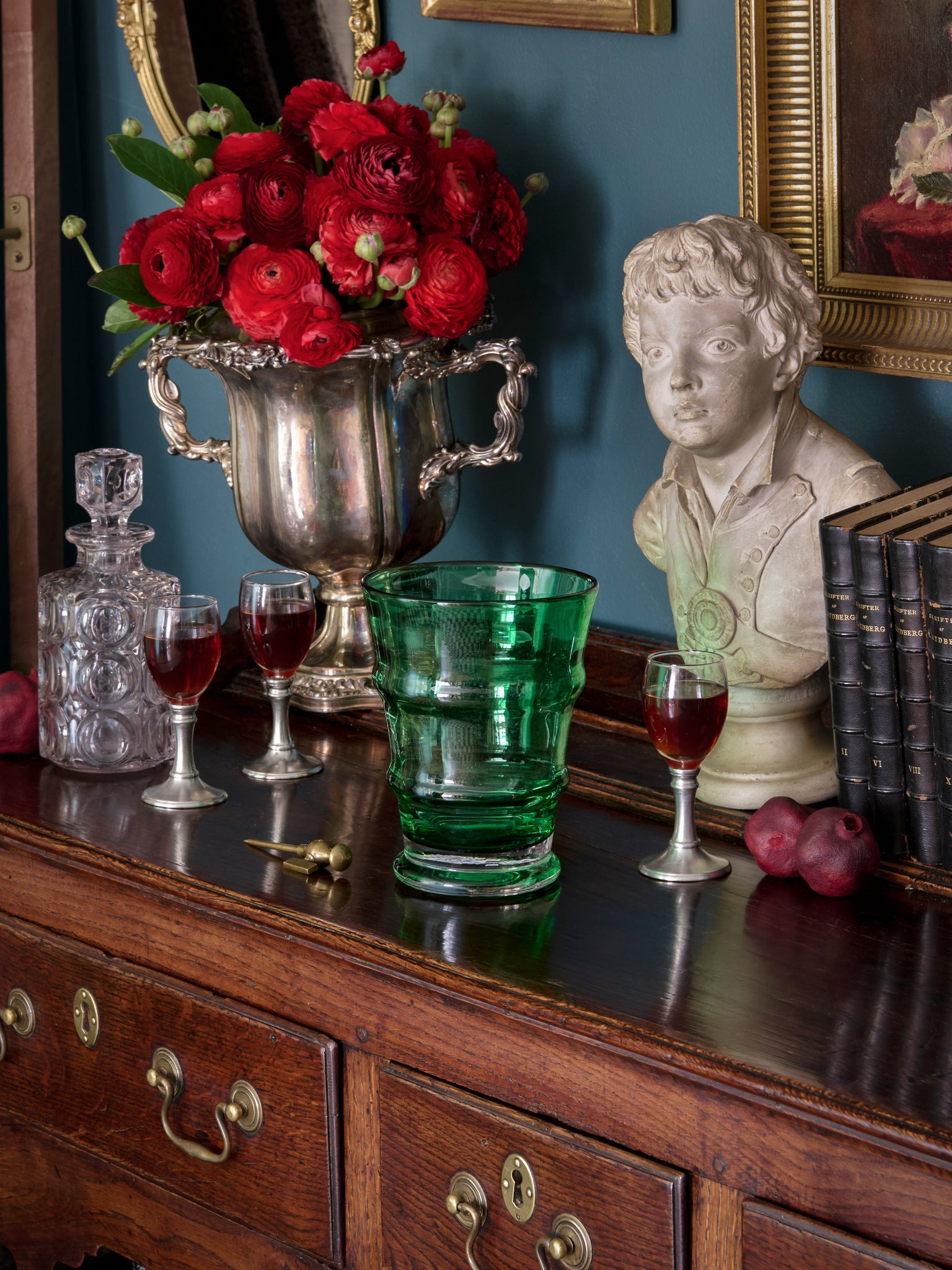 William Yeoward Crystal Apple Green Cotswold Weston Table