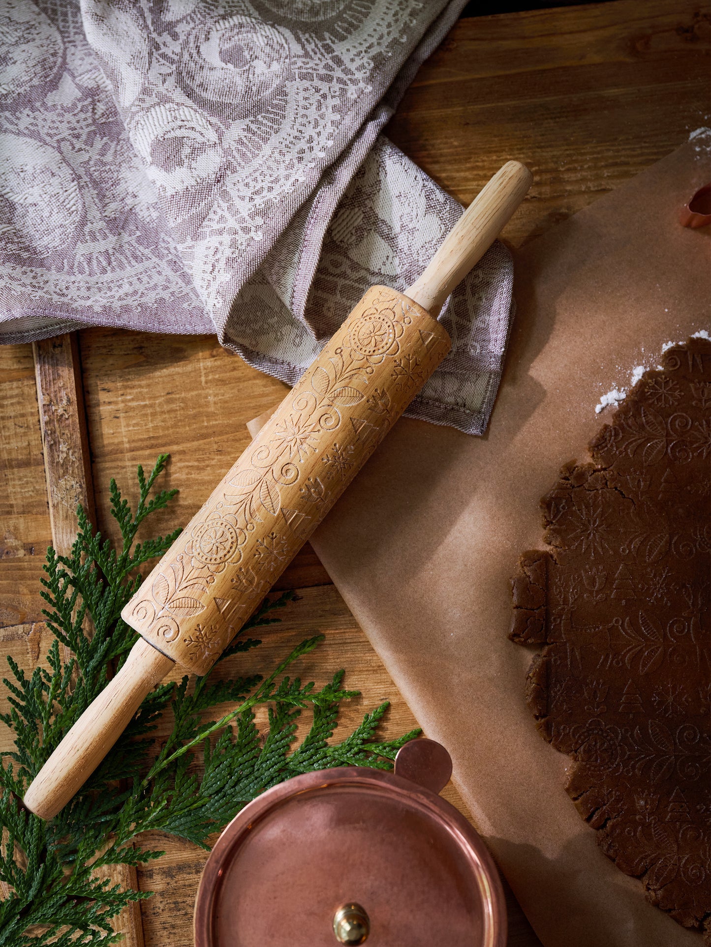 Winter Design Embossed Rolling Pin Weston Table