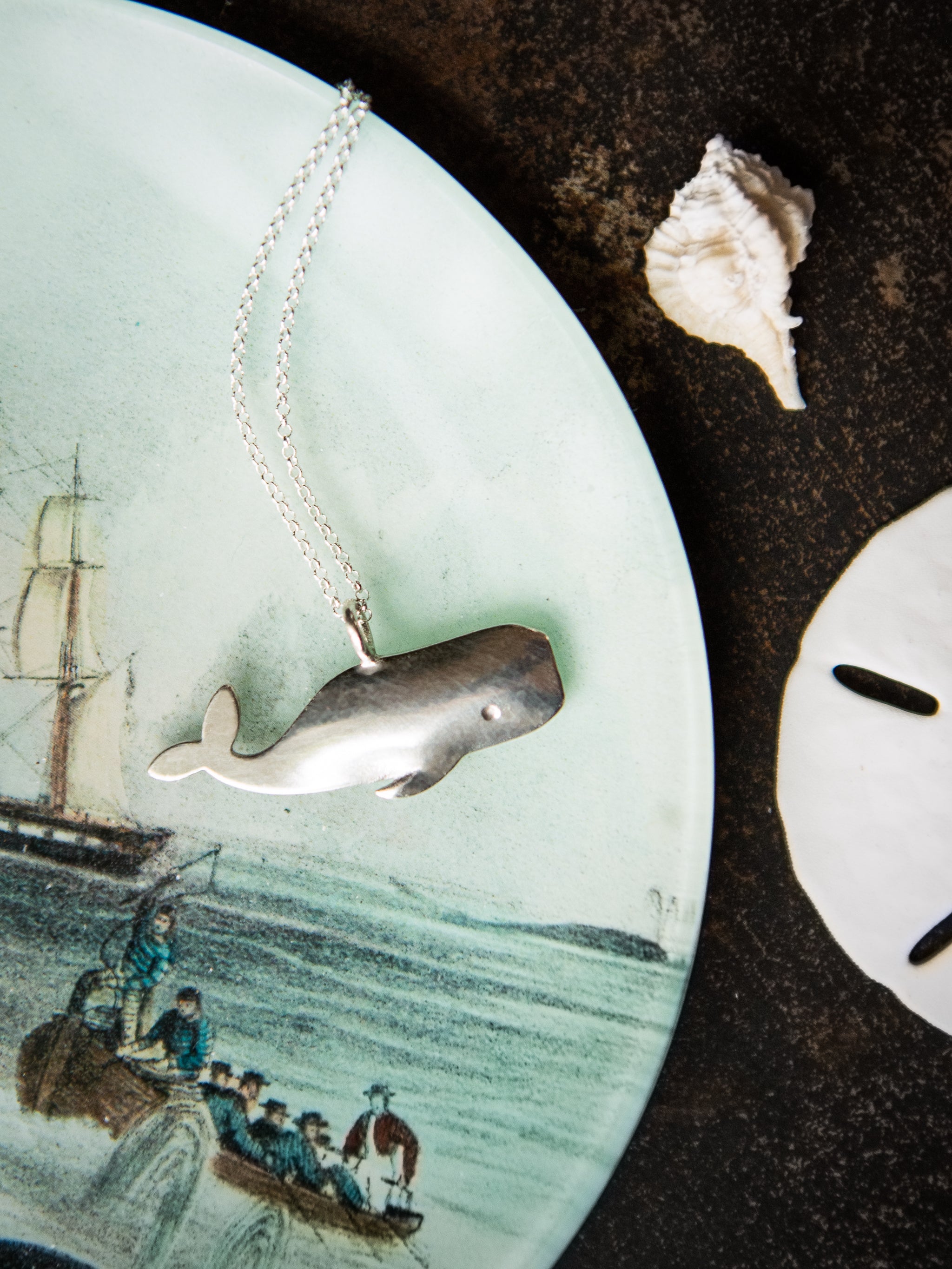 Whale pendant online