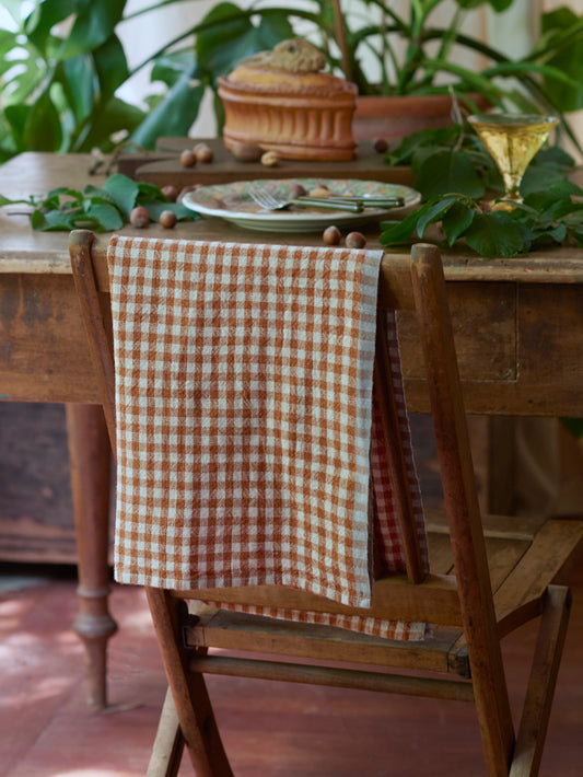 Caravan Two-Tone Gingham Cognac and Periwinkle Kitchen Towel Set Weston Table