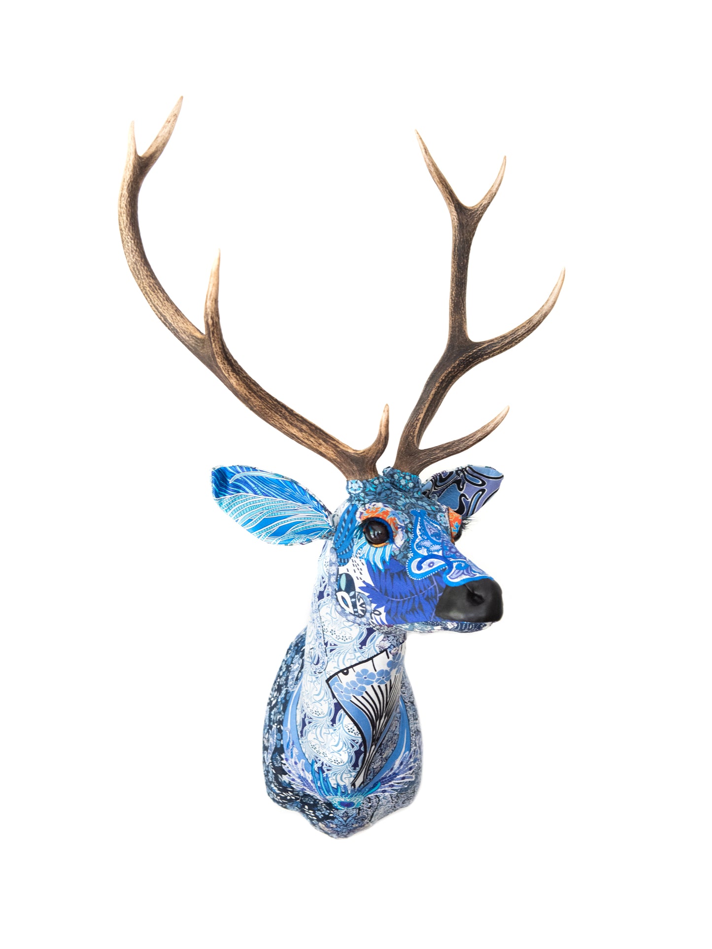 Carola van Dyke Liberty Deer Daan Delft Blue with Antlers Weston Table