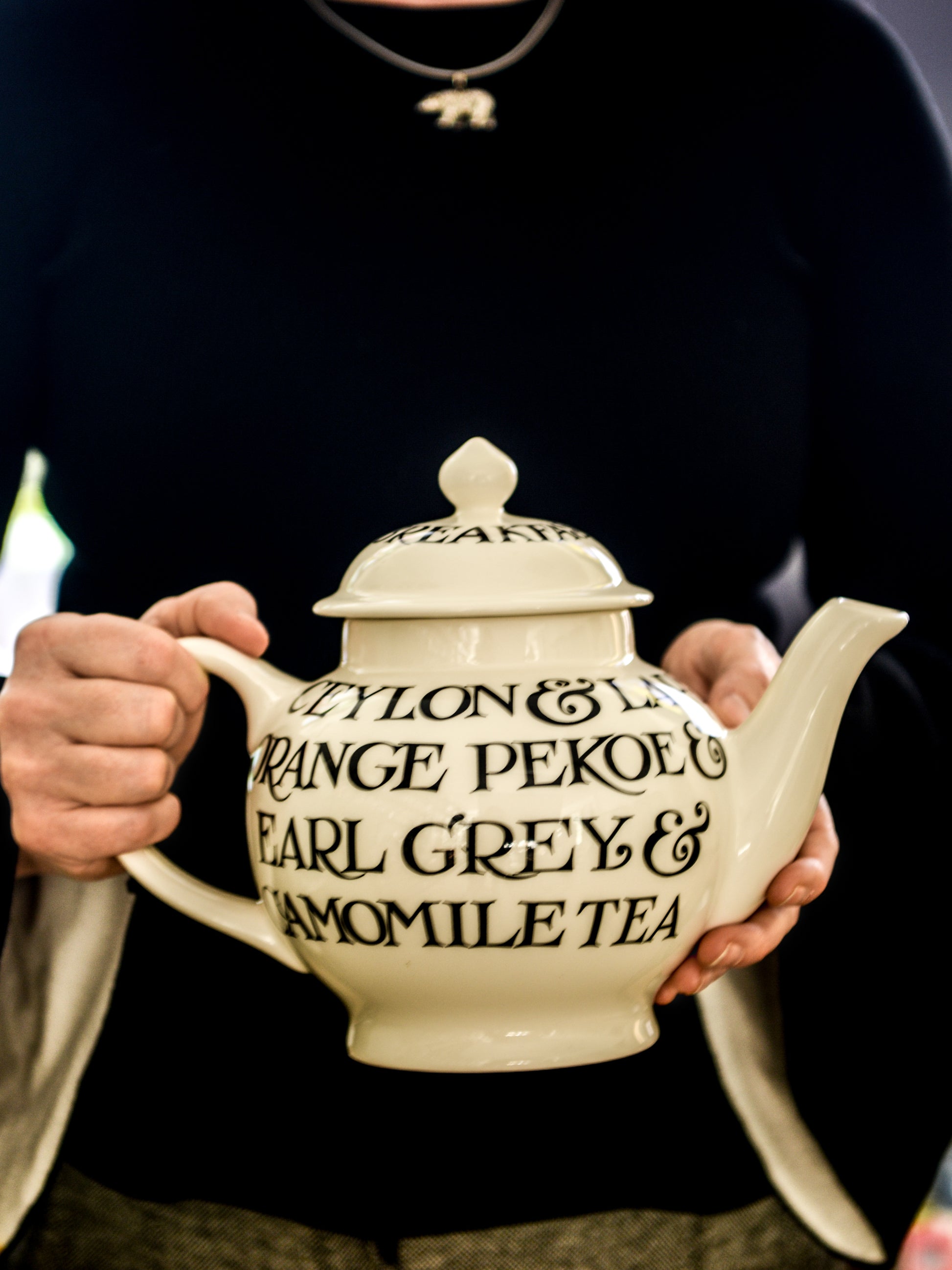 Emma Bridgewater Black Toast All Over 4 Mug Teapot Weston Table