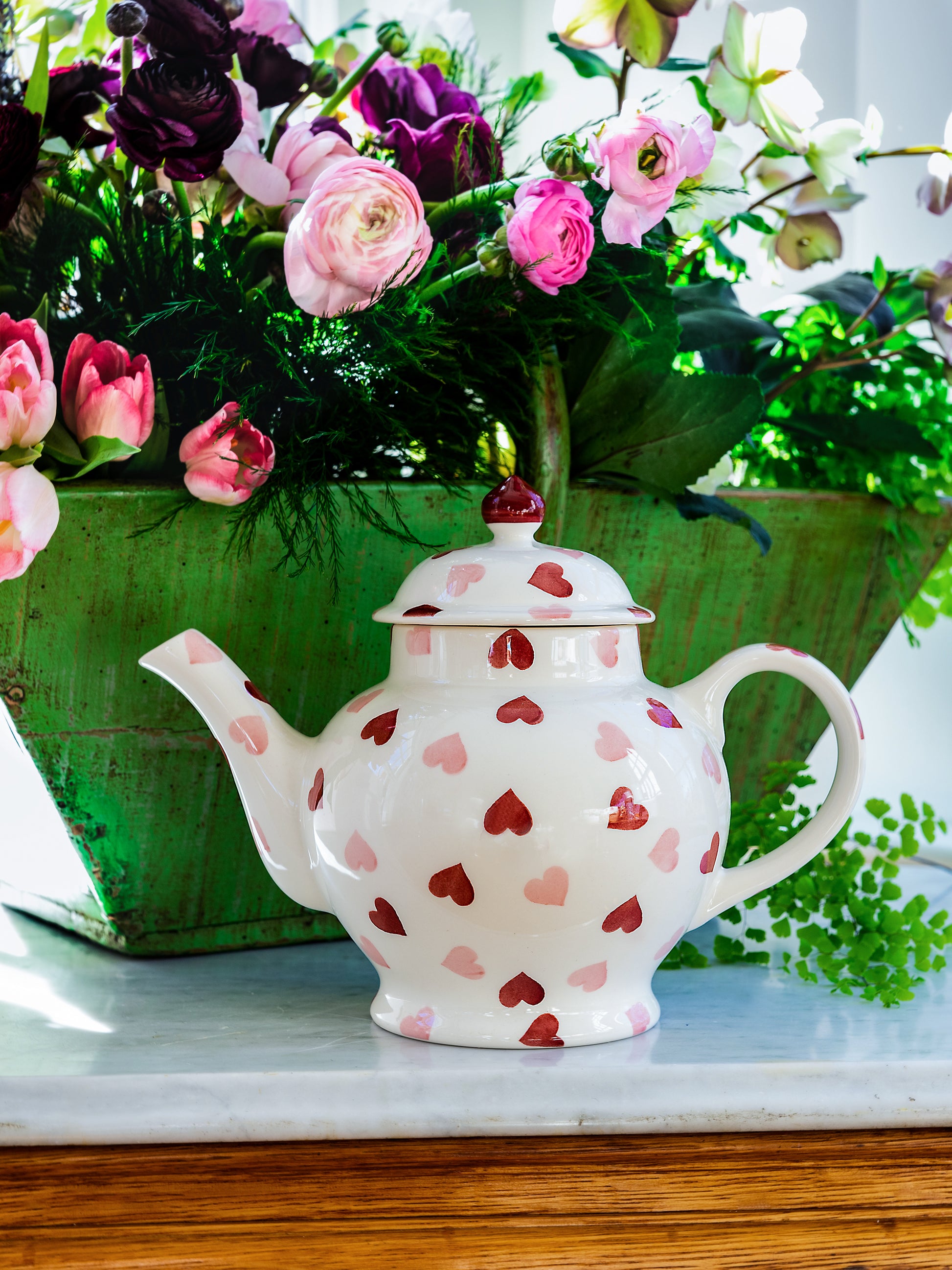 Emma Bridgewater Pink Hearts 4 Mug Teapot Boxed Weston Table
