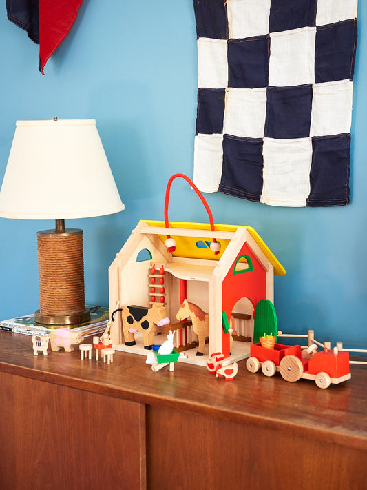 Holztiger Wood Barn and Animal Farm Weston Table