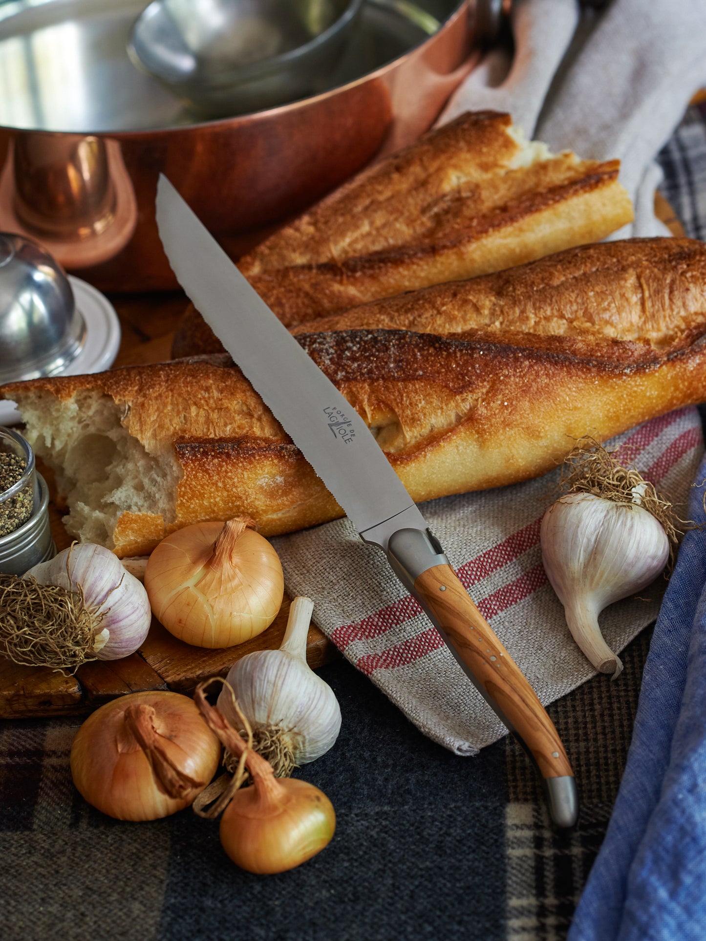 Forge de Laguiole Olivewood Traditional Bread Knife Weston Table